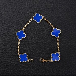Van Cleef & Arpels fashion Clover bracelet